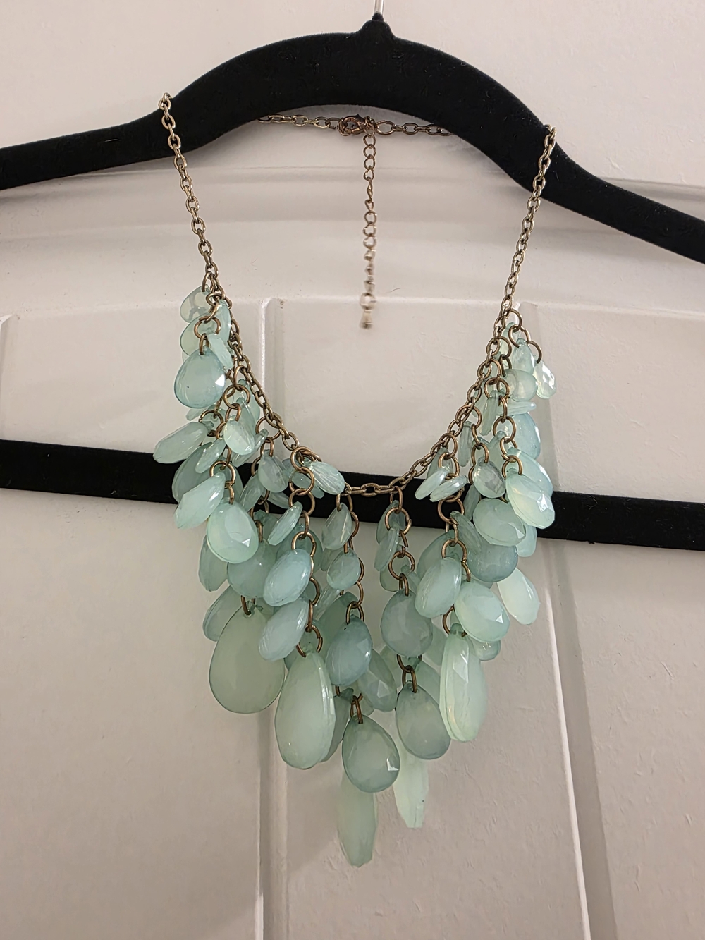 Mint Teardrop Bib Necklace - Unbranded